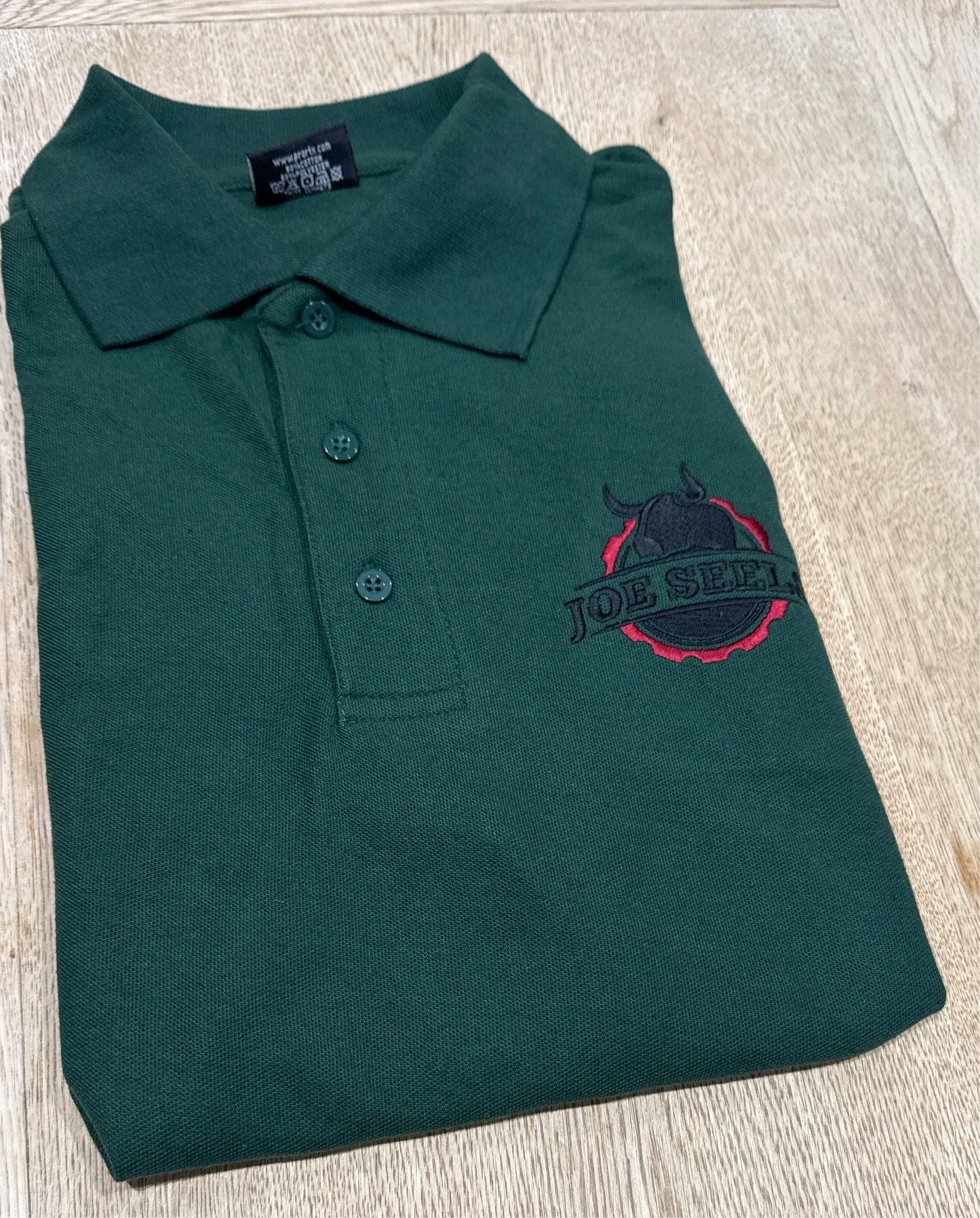 Polo Country Green Cattle Logo